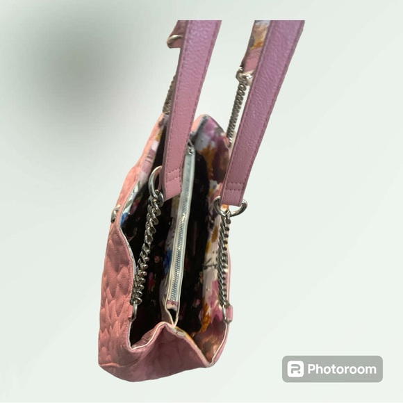 Betsey Johnson Quilted heart Tote in Blush Pink - Picture 6 of 6